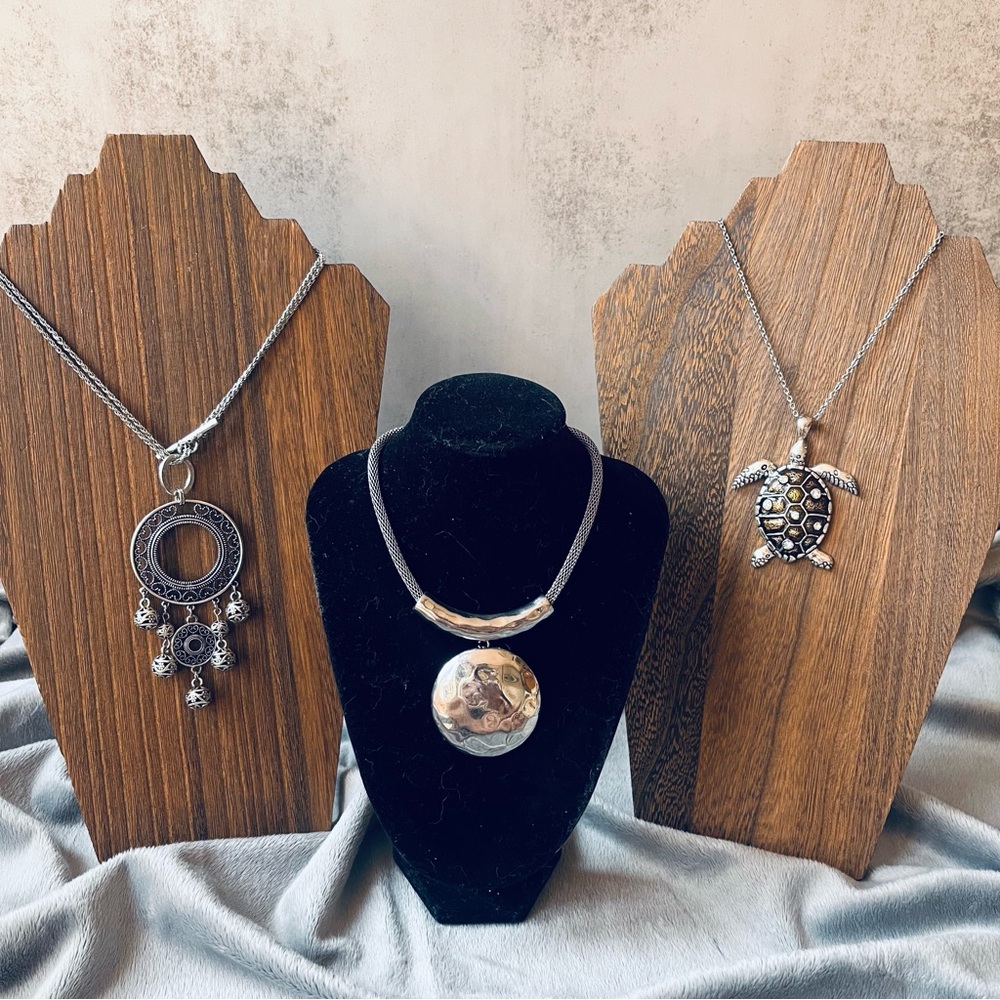 Silver-Tone Turtle Pendant Necklace - Women's Jewelry